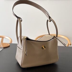 Elegant Taupe Leather Handbag